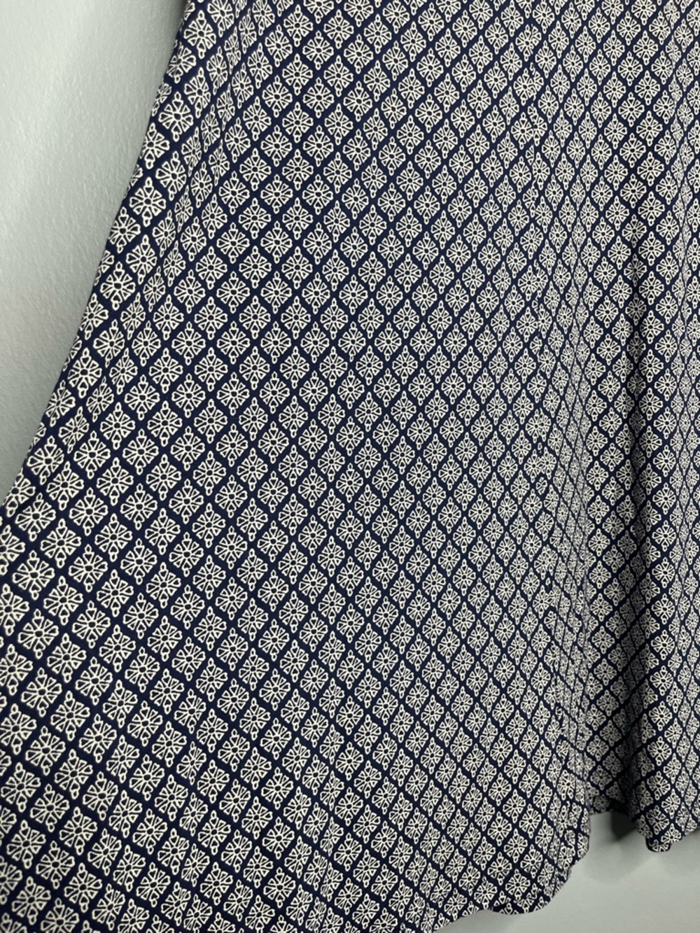 Old Navy Women's Navy White Short Sleeve Patterned Dress - Picture 5 of 7